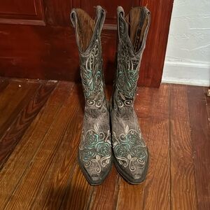 Soto Boots - Gray with Teal Rose Inlay
